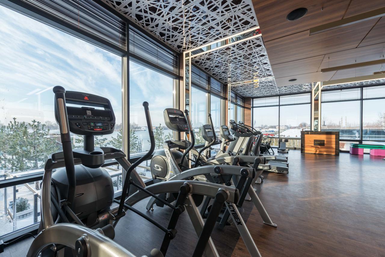 Riviera Zoloche Resort & Spa Vishenki  ภายนอก รูปภาพ
