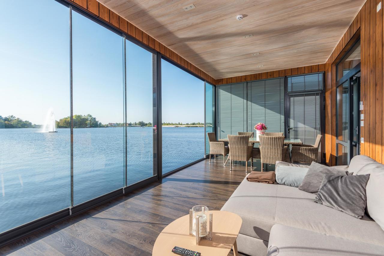 Riviera Zoloche Resort & Spa Vishenki  ภายนอก รูปภาพ