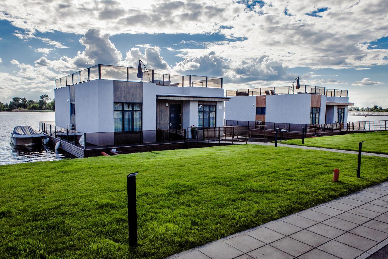 Riviera Zoloche Resort & Spa Vishenki  ภายนอก รูปภาพ
